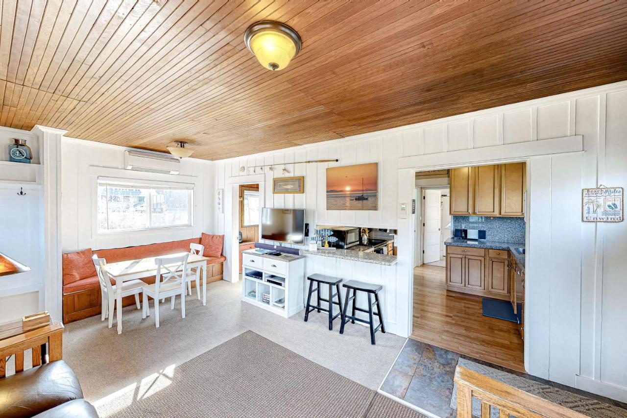 Cottage By The Sea Manzanita Eksteriør billede